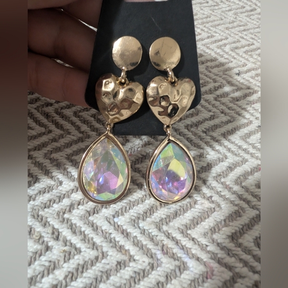 Vintage Gold Heart Earrings with Iridescent Drops - Picture 2 of 5